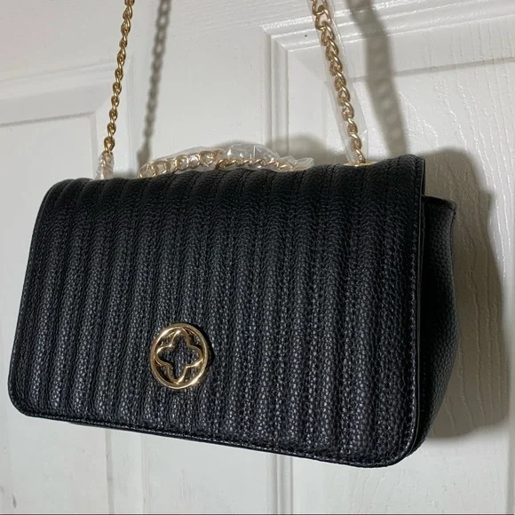 NWT. Elegant Crossbody Bag - Picture 6 of 10